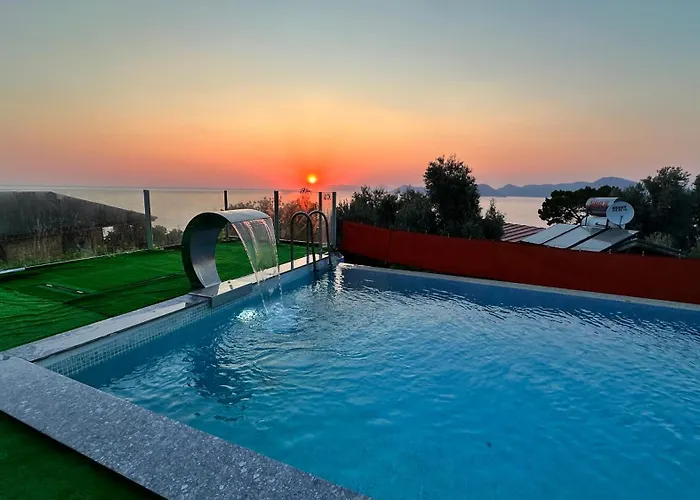 Infinity פאטהיה